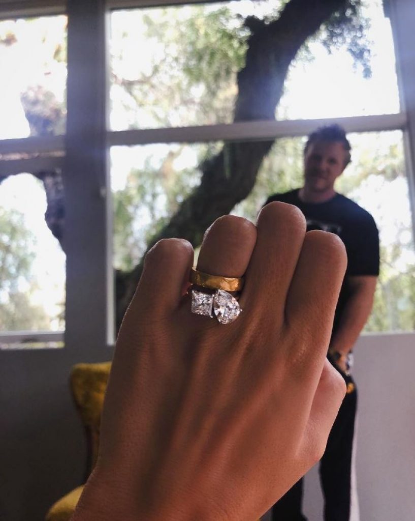 Emily Ratajkowski Pear & Princess Cut Diamond Engagement Ring Style - How To