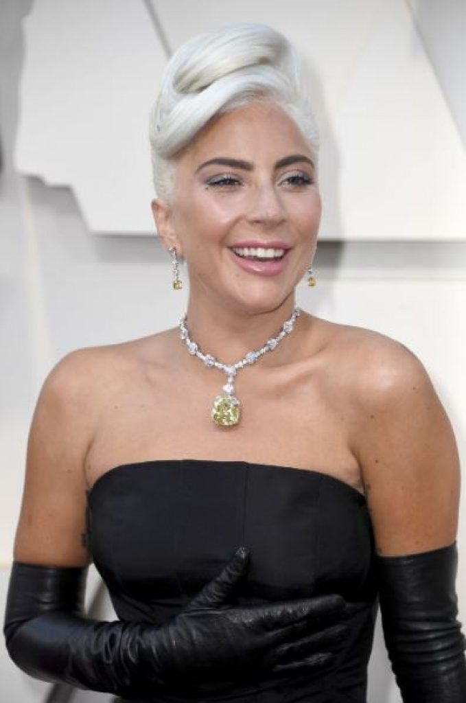Lady Gaga Oscars 2019 Yellow Diamond Necklace