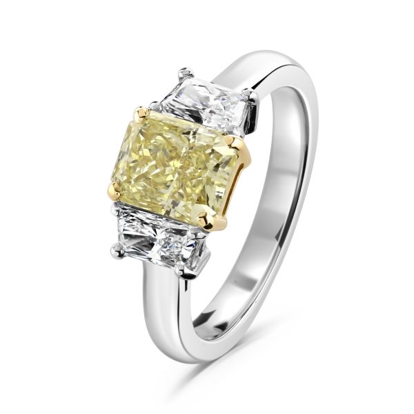 Platinum & 18ct Yellow Gold 3 Stone Natural Intense Diamond Ring - Size L-1