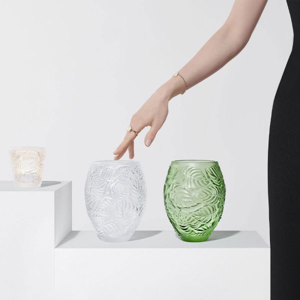Lalique Feuilles Clear Vase-4