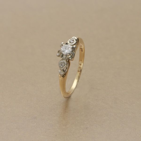 Pre Owned 18ct Yellow Gold Three Stone Old-Cut Diamond Ring-7001048