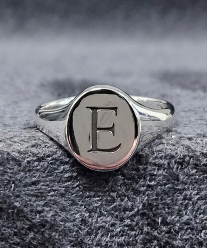 Jewellery Repairs & Engraving