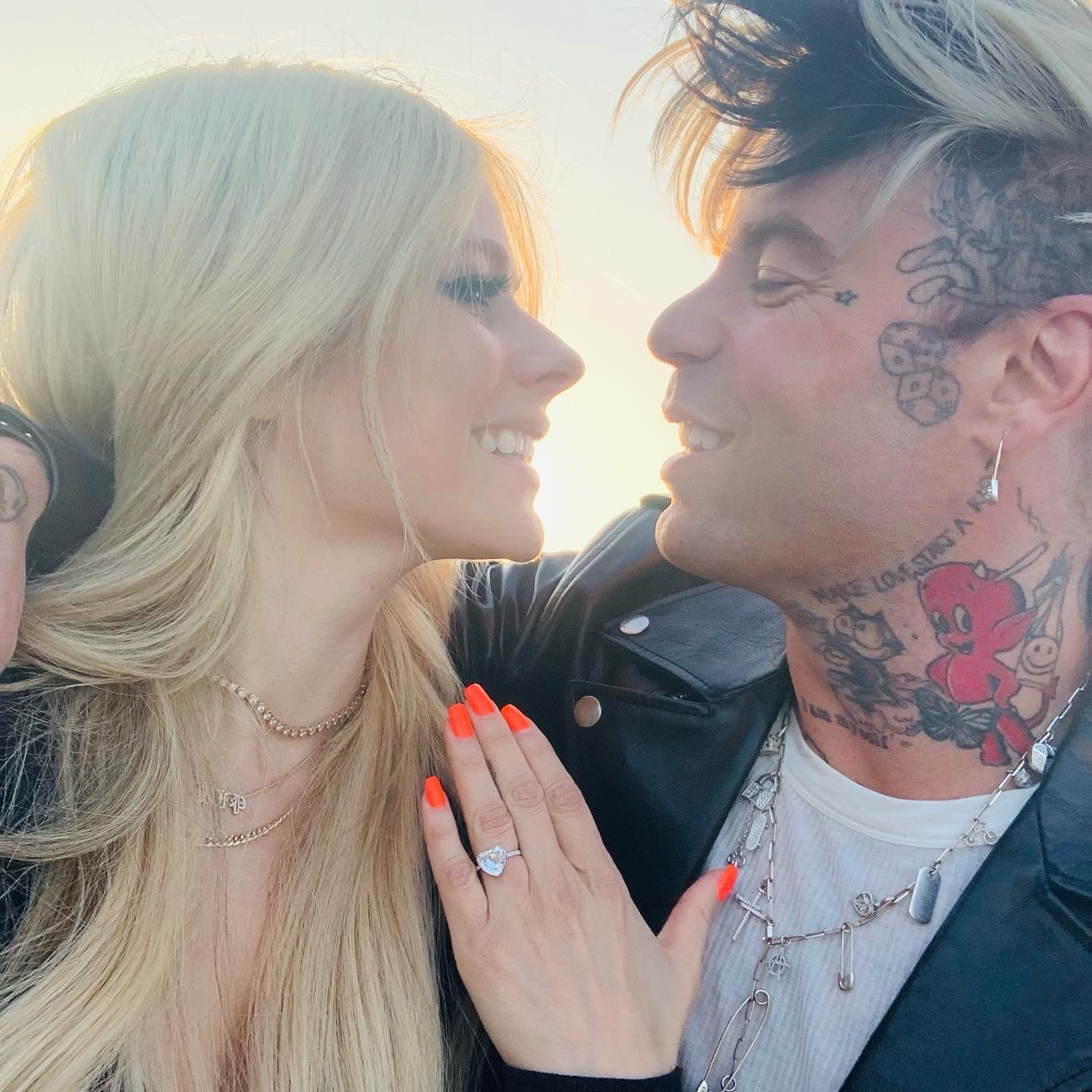 Avril Lavigne Mod Sun Paris Proposal Moment with Heart Shaped Diamond Ring on Hand